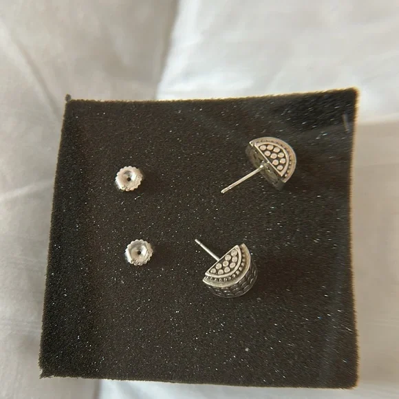 John Hardy Earrings - Picture 8 of 8